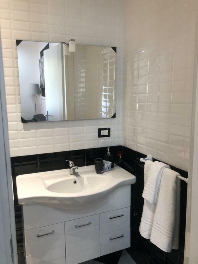 Camaldoli House Appartement Milaan Buitenkant foto